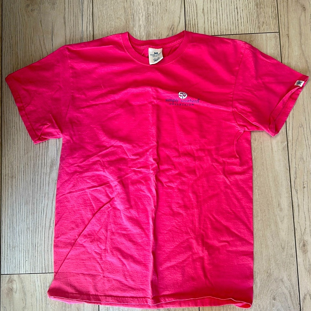 Simply southern t shirt size medium